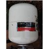 Image 6 : Pressure pump, Propane Cooker & Tire chain