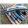 Image 4 : Pallet of Fender flares & Chev Grill