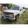 Image 1 : 1997 Chevrolet 3500 dually - NO MOTOR, 4x4 VIN: 1GBHK33F0VF055748