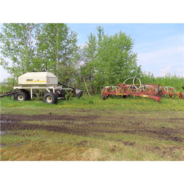 Commander VM26-30 air seeder with Bourgault 3195 air cart - inside of tank resealed