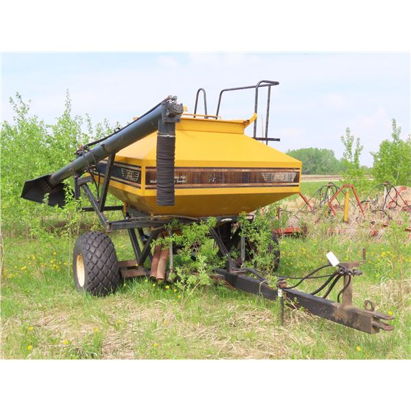 Eagle Air 135 Hydro fan air seeder tank