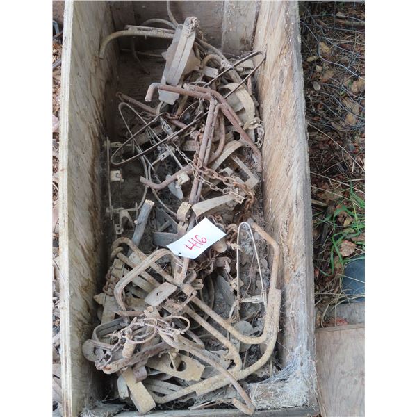 lot of assorted traps