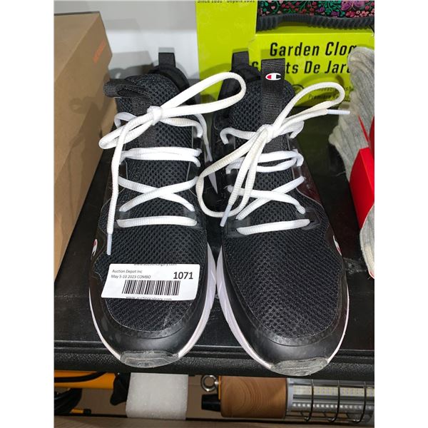 Champion Mens Sneakers Size 9W Black