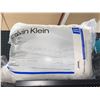 Image 1 : Calvin Klein 2 Pack Pillows Queen