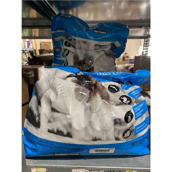 Kirkland Signature Nature's Domain Salmon & Sweet Potato Formula Dog Food, 35 lbs x1.5 (Split Bag)