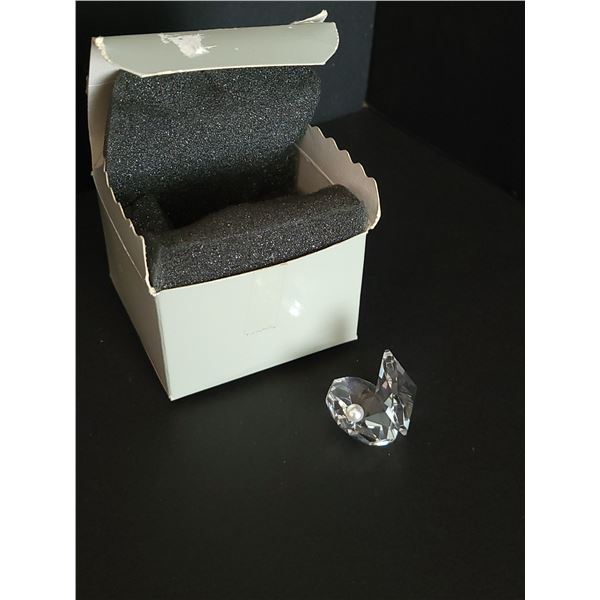 CRYSTAL OYSTER FIGURINE SWAROVSKI?