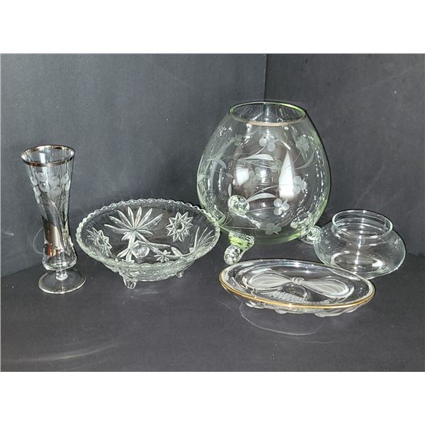LOT OF VINTAGE GLASS DECOR
