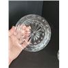 Image 6 : LIDDED ROUND CRYSTAL BUTTER DISH ANCHOR HOCKING