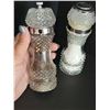 Image 2 : MID CENTURY CRYSTAL SALT SHAKER AND PEPPER GRINDER