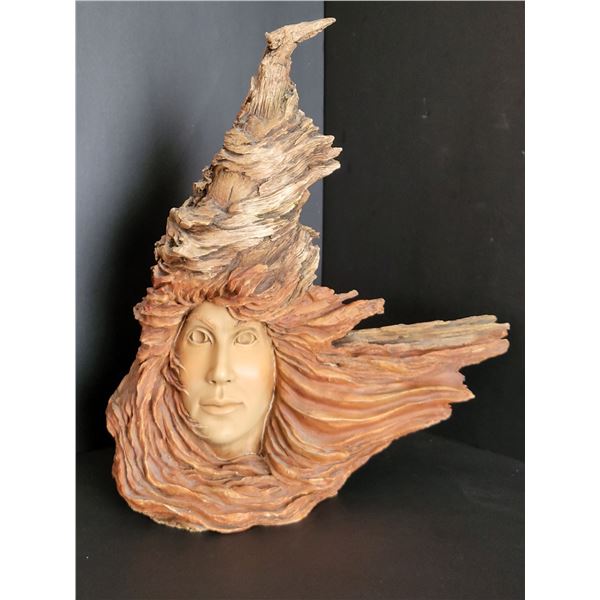 VINTAGE RARE WILLOW #1310 FAUX WOOD STATUE