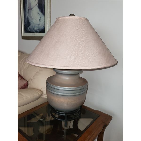 SET OF LIVING ROOMS LAMPS