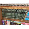 Image 2 : SHELF WITH BOOKS