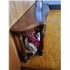 Image 2 : VINTAGE WOODEN HALLWAY ENTRY TABLE