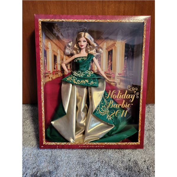 BARBIE 2011 HOLIDAY BARBIE COLLECTOR