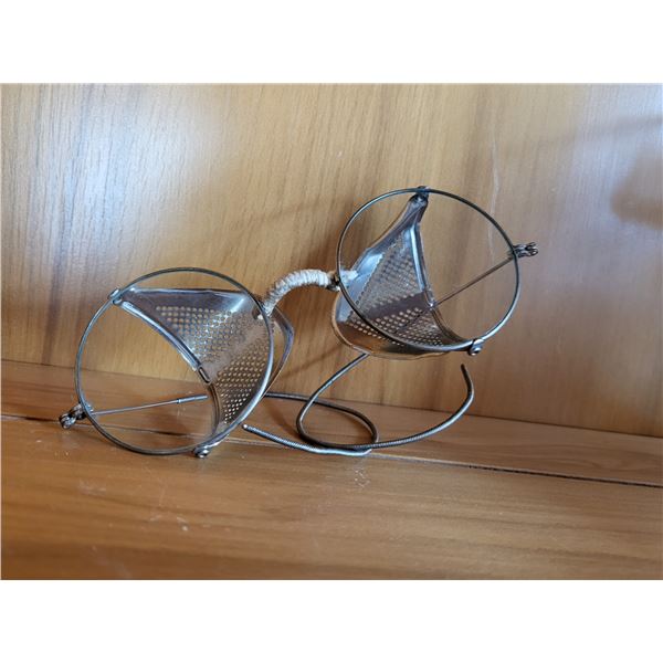 1930S MOTORCYCLE GLASSES