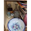 Image 2 : CONTENTS OF SHELF LOT 2