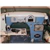 Image 2 : VINTAGE SEWING MACHINE DOMESTIC TWIN NEEDLES