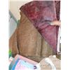 Image 8 : LOT OF SEWING NOTIONS AND FABRIC, ETC