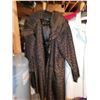 Image 2 : LOT OF WOMANS CLOTHING (SMALL/MEDIUM)