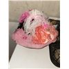 Image 2 : 1950S COLOURFUL HAT! ORNATE WITH FEATHERS