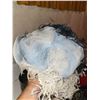 Image 7 : VINTAGE BABY BLUE AND WHITE FEATHERED HAT