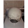 Image 1 : JACQUIELINE ORIGINAL CLOCHE HAT