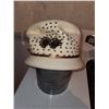 Image 1 : VINTAGE NADELLE WHITE HAT