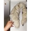Image 2 : VINTAGE BLUE FOX FUR TIPPET