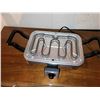 Image 4 : OSTER ELECTRIC SKILLET (SKILLET IS PORTABLE) MODEL CKSTSKRM16-033