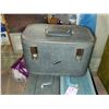 Image 3 : LOT OF LUGGAGE (4 PIECES)