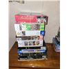Image 1 : TOWER OF COMPLETE PUZZLES LOT 3