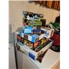 Image 3 : TOWER OF COMPLETE PUZZLES LOT 4