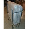 Image 1 : VINTAGE ROLLAWAY COT