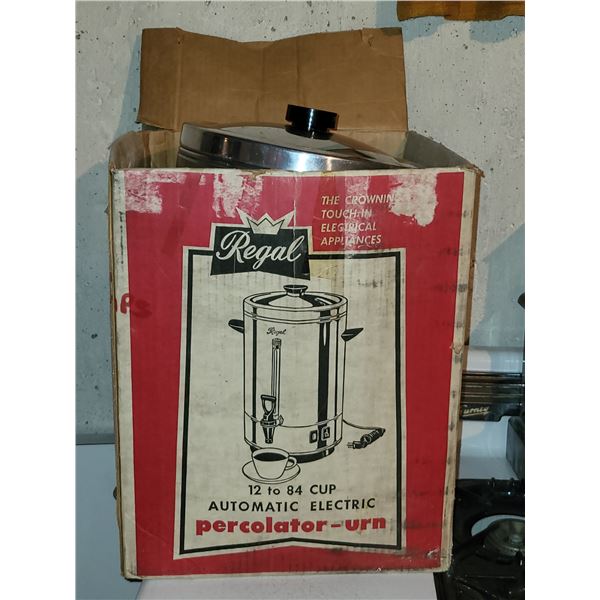 VINTAGE REGAL 12-84 CUP PERCOLATOR URN WITH BOX