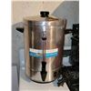 Image 2 : VINTAGE REGAL 12-84 CUP PERCOLATOR URN WITH BOX