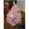 Image 2 : BARBIE PINK & SPARKLY HOLIDAY TREE WITH BOX