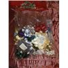 Image 2 : LARGE LOT OF GIFTWARE STATIONARY