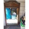 Image 1 : LARGE VINTAGE MIRROR