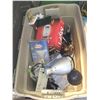 Image 1 : LARGE TOTE OF RANDOM ITEMS