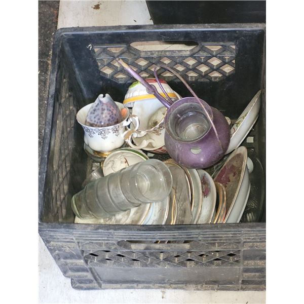 MILKCRATE OF VARIOUS CHINA AND DEOR