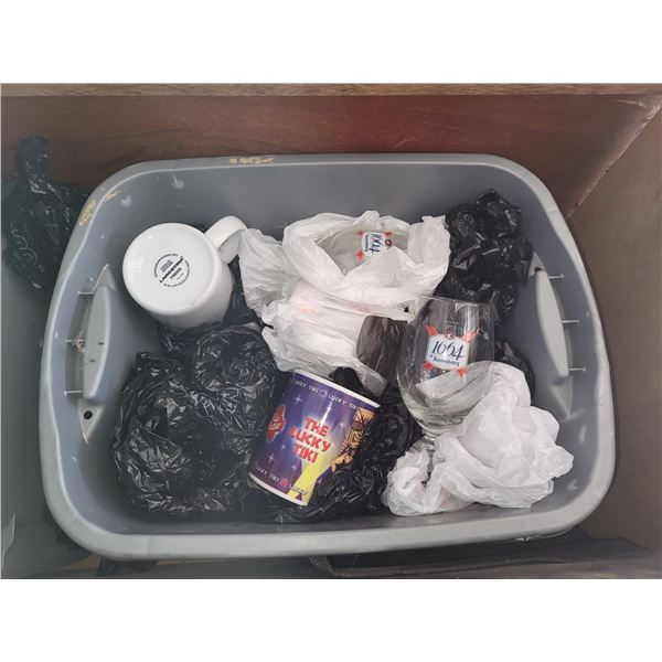 PLASTIC TOTE OF GLASSWARE