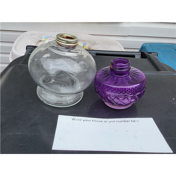 LOT OF 2 GLASS LAMPS PIECES