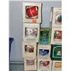 Image 3 : LOT OF VINTAGE COLLECTIBLE CHRISTMAS ORNAMENT BALLS LOT 1