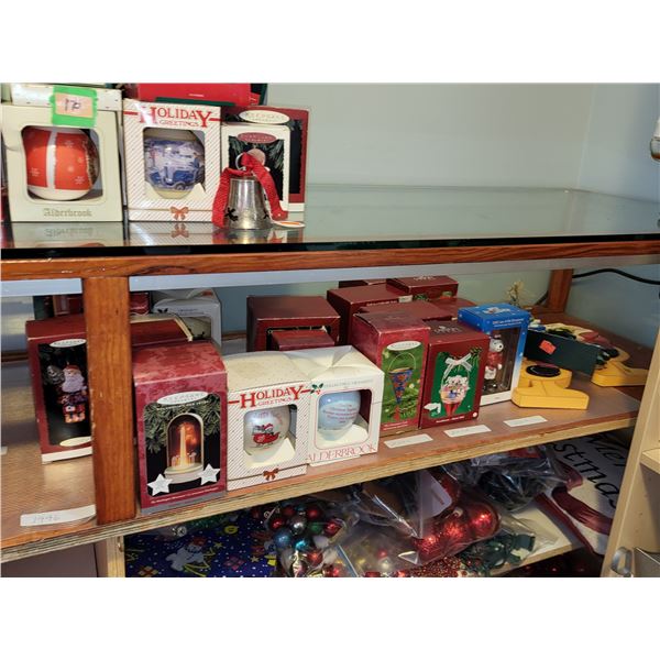 LOT OF VINTAGE COLLECTIBLE CHRISTMAS ORNAMENT BALLS LOT 3