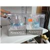 Image 8 : SHELF WITH VARIOUS GLASSWARE (14 PIECES)