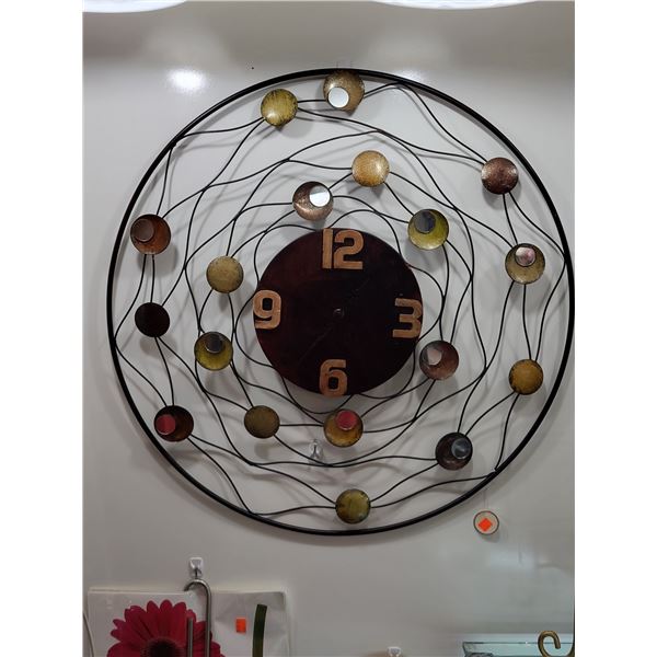 LARGE MODERN WALL CLOCK