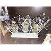 Image 2 : SHELF OF VARIOUS CERAMIC AND CHINA DECOR LOT 5 (8 PIECES)