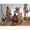 Image 2 : VERY LARGE LOT OF MEXICAN FIGURINES