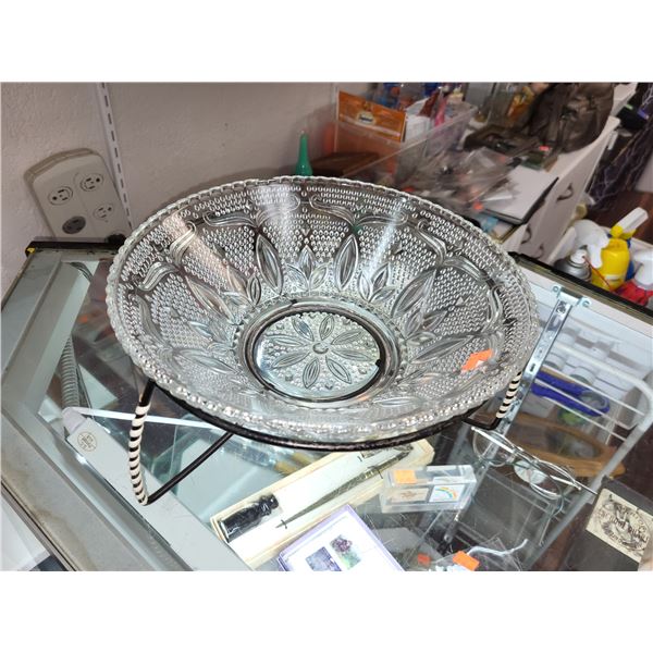 LARGE GLASS SERVING BOWL