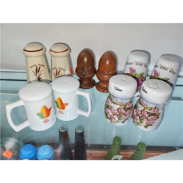 LOT OF 5 SALT AND PEPPER SHAKERS LOT 6